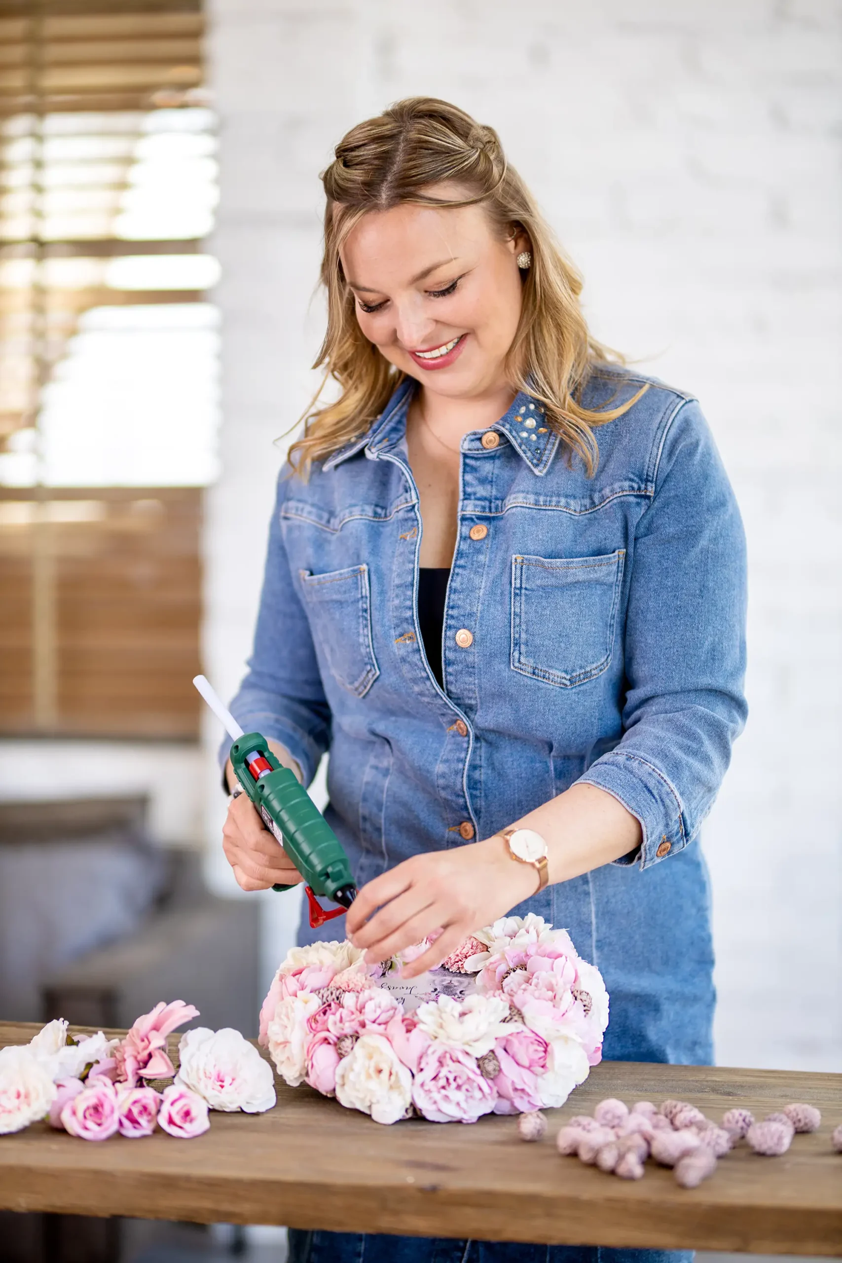 Letisztult üzleti portré vállalkozónő részére Budapesten